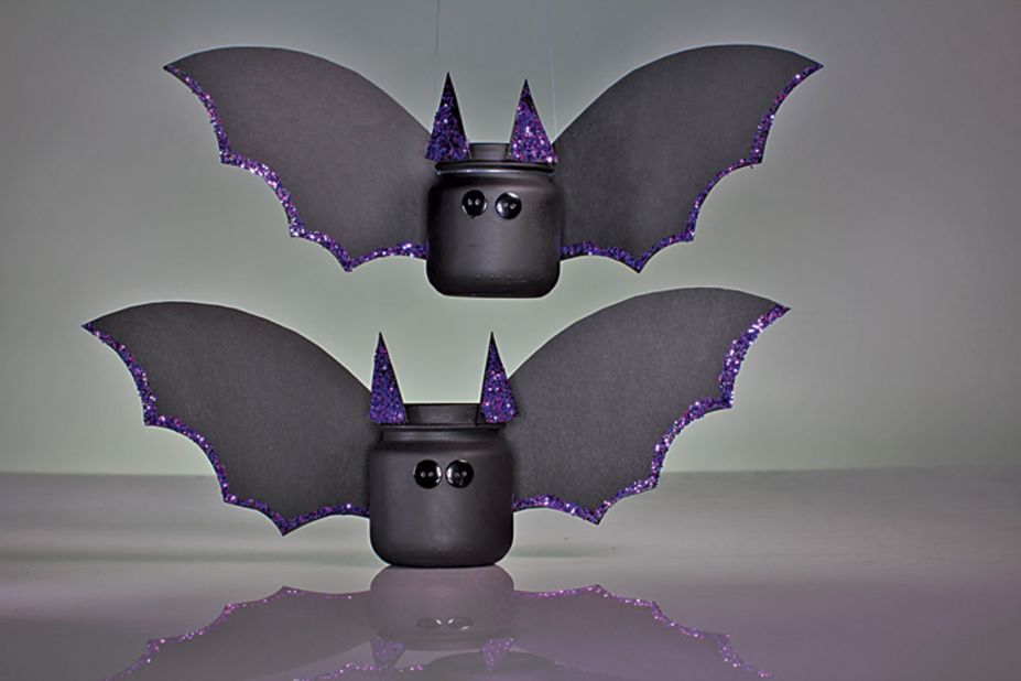 Baby food jars transformed into bats are more cute than scary.