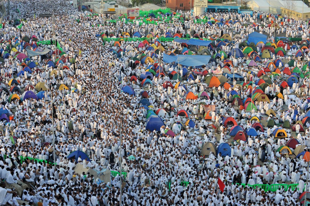 Crowds of Muslim pilgrims dressed in white flocked to Mount Arafat in the west of Saudi Arabia to take part in the main rituals of the annual Hajj on Thursday morning.  