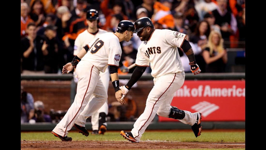 Sandoval's 3 Homers Lift Giants in World Series Rout of Tigers