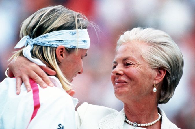 Great chokes are not confined to the golf course. There wasn't a dry eye on Centre Court as Czech tennis star Jana Novotna sobbed uncontrollably on the shoulder of the Duchess of Kent after losing the 1993 Wimbledon women's singles final to Steffi Graf. Novotna led 6-7 6-1 4-1 before collapsing and allowing Graf to take the title. Novotna did eventually win a grand slam, beating Venus Williams in the 1998 Wimbledon final.