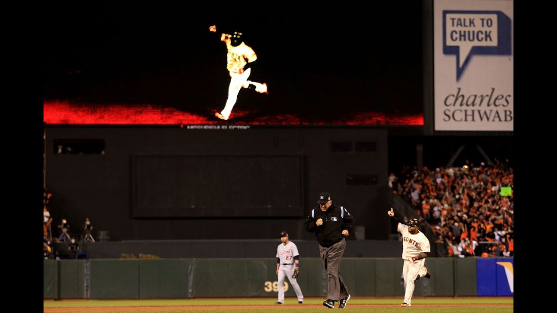 WORLD SERIES GAME 1: Pablo Sandoval's 3 HRs lift Giants over Tigers