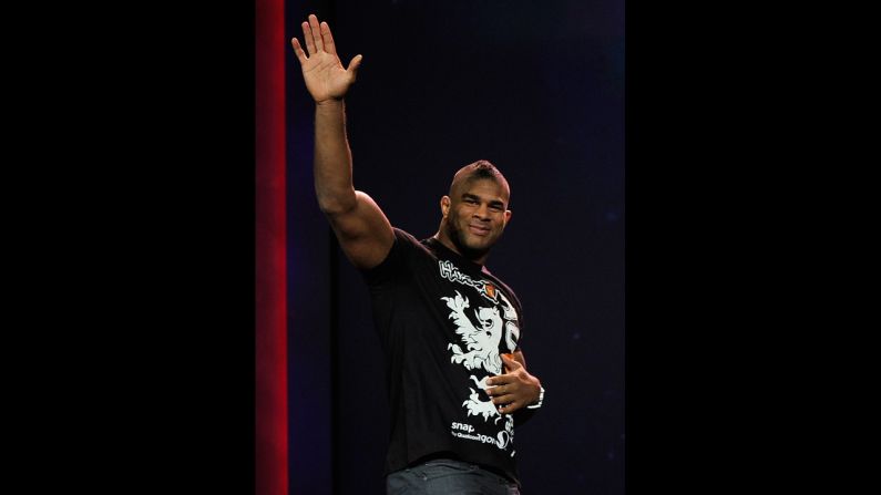 At 6-foot-5 and 260 pounds, Alistair Overeem is known for putting mixed martial arts star Brock Lesnar into early retirement. Ahead of a heavyweight title match against UFC champion Junior dos Santos in May, Overeem tested positive for elevated levels of testosterone and was yanked from the card.