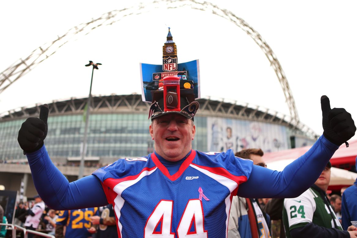 Fans flocked to England's national soccer stadium on Sunday for the NFL's sixth International Series match at Wembley. 