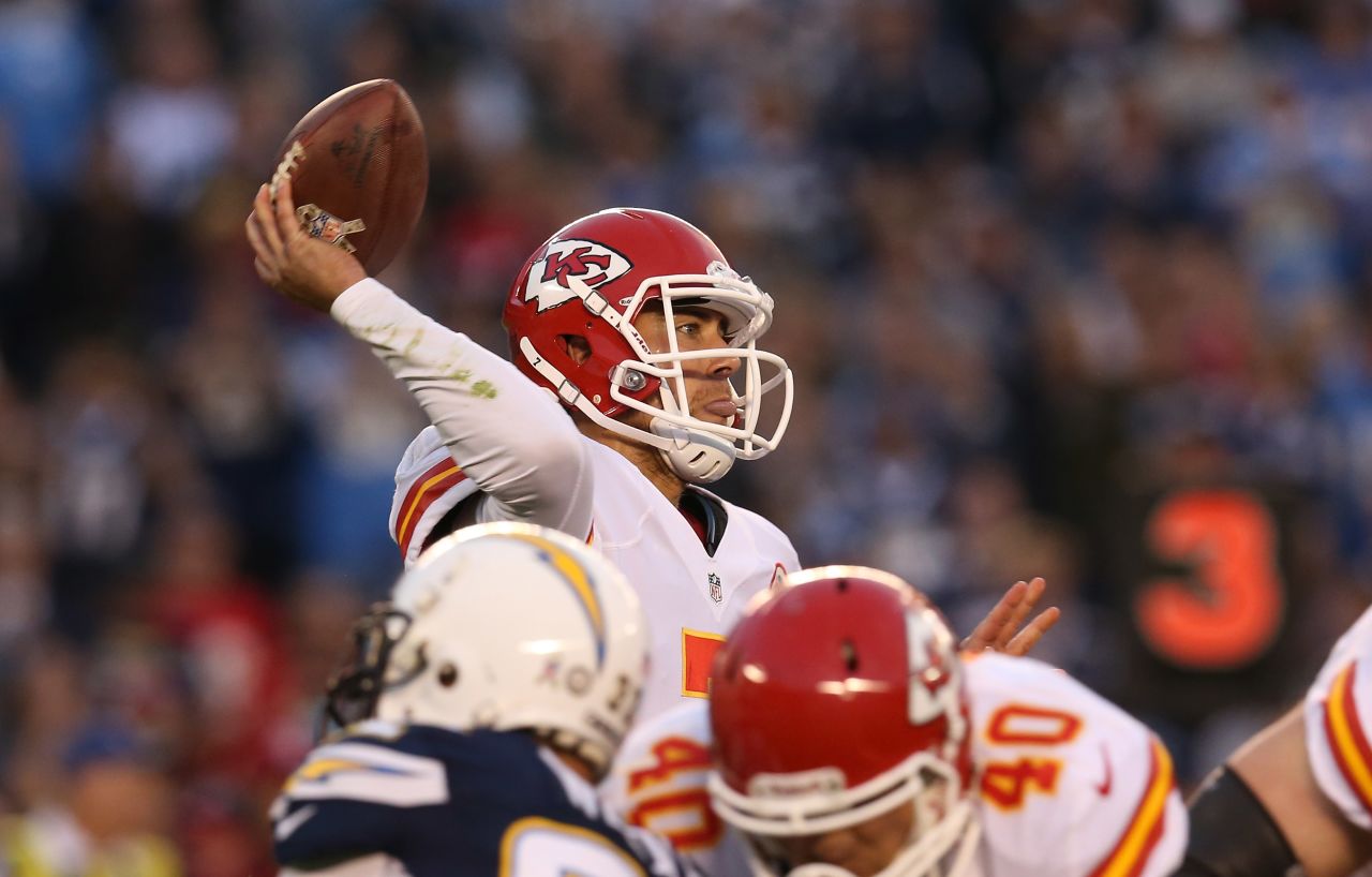 Quarterback Matt Cassel of the Chiefs throws a pass against the Chargers.