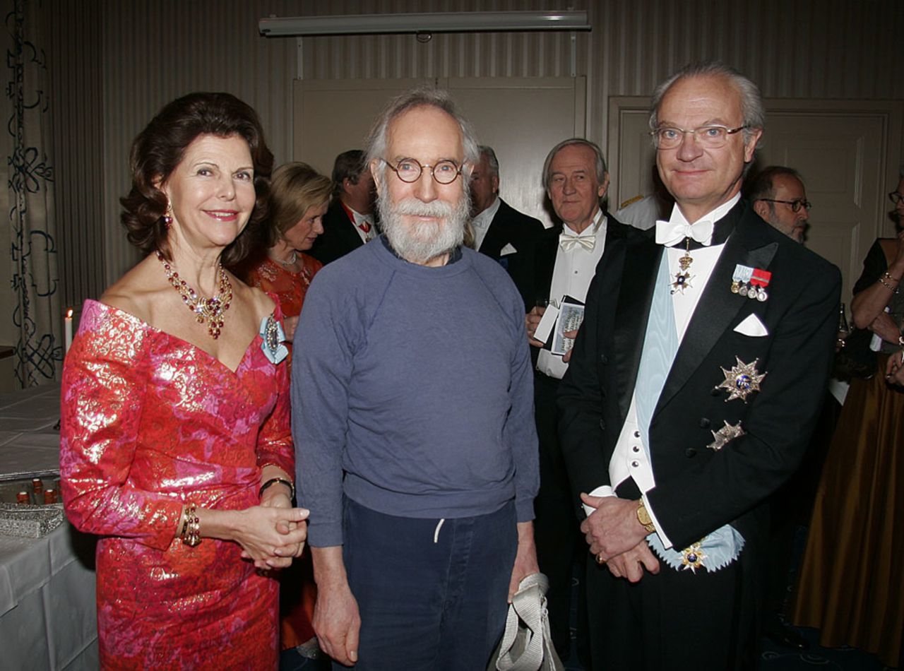 Yrvind gave a talk on his expeditions to the Swedish King and Queen around four years ago. Despite stern words from organizers, he refused to wear a suit at the function.