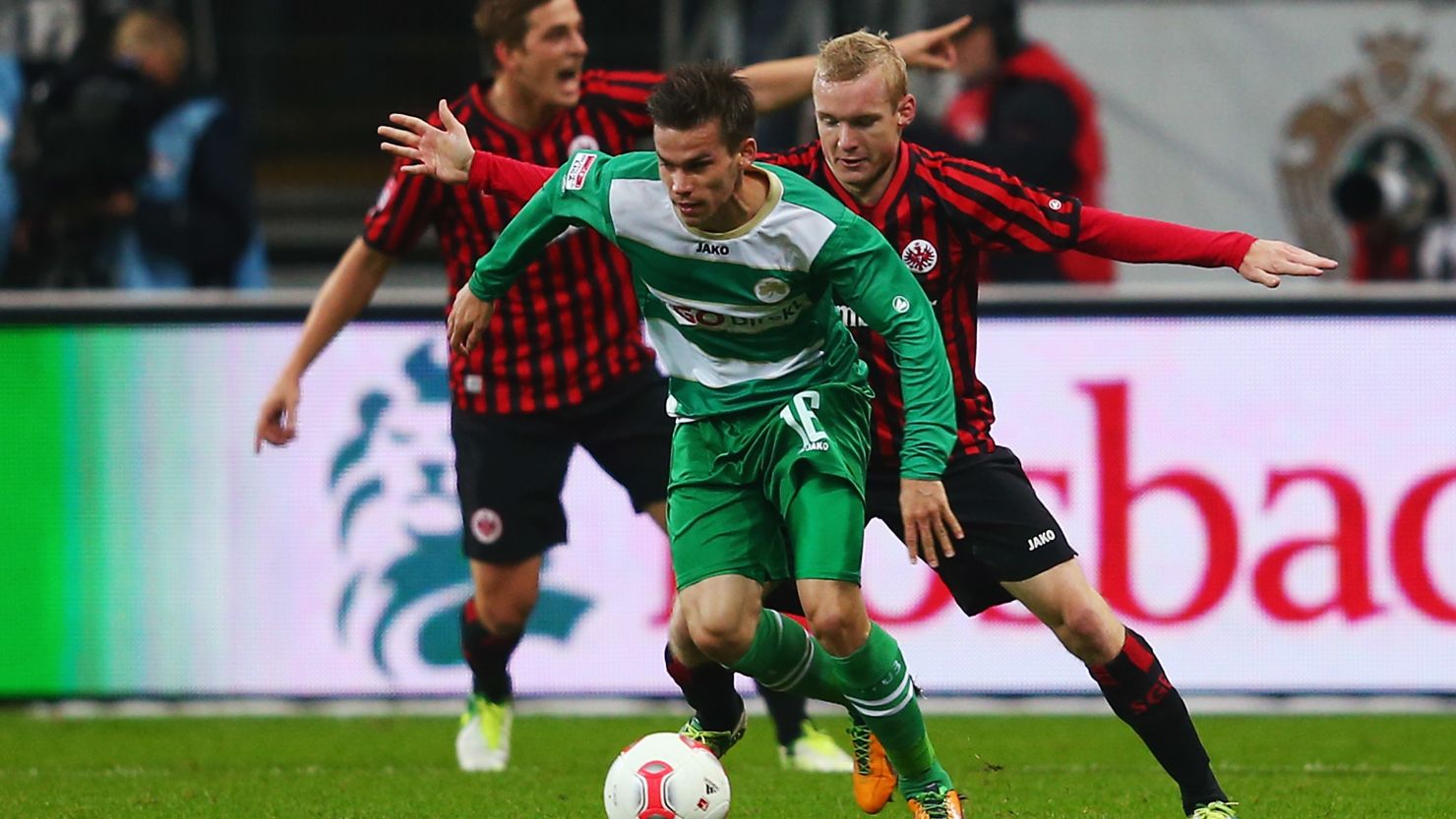 Zoltan Stieber 's second-half strike ensured Greuther Fürth claimed a battling point at an in-form Eintracht Frankfurt.