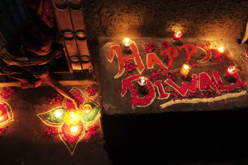 Artcollectibles India rame Panchpatra con cucchiaio per uso tempio in Navratra Diwali Havan 