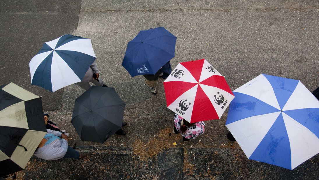 Rain did no deter voters from waiting in line in St. Petersburg, Florida. The Sunshine State -- with its 29 electoral votes -- was a key player in determining the next president.