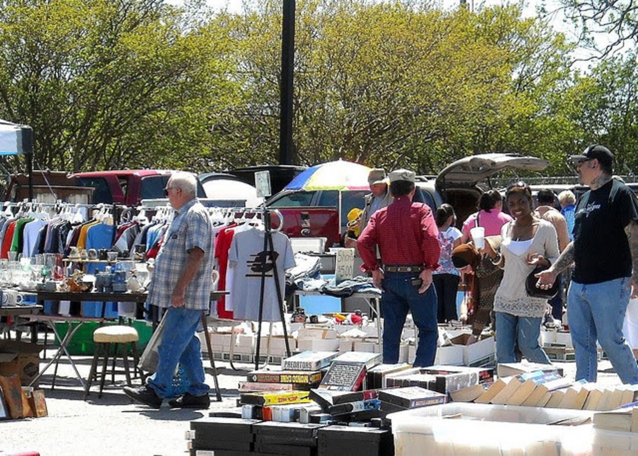<a href="http://www.raleighfleamarket.net/" target="_blank" target="_blank">Raleighfleamarket.net,</a> every Saturday and Sunday from 9 a.m.-6 p.m. year-round. Free admission and parking.