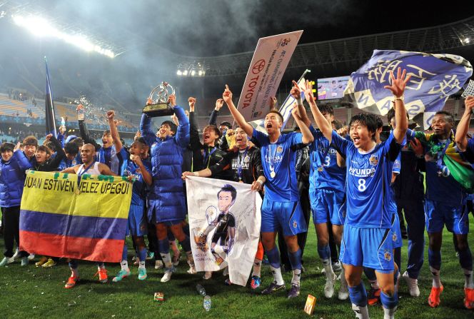Ulsan Hyundai thrashed Al Ahli 3-0 to become the third South Korean club in four years to be crowned kings of Asia, having reached the final for the first time.