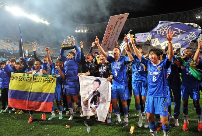 Ulsan Hyundai thrashed Al Ahli 3-0 to become the third South Korean club in four years to be crowned kings of Asia, having reached the final for the first time. 