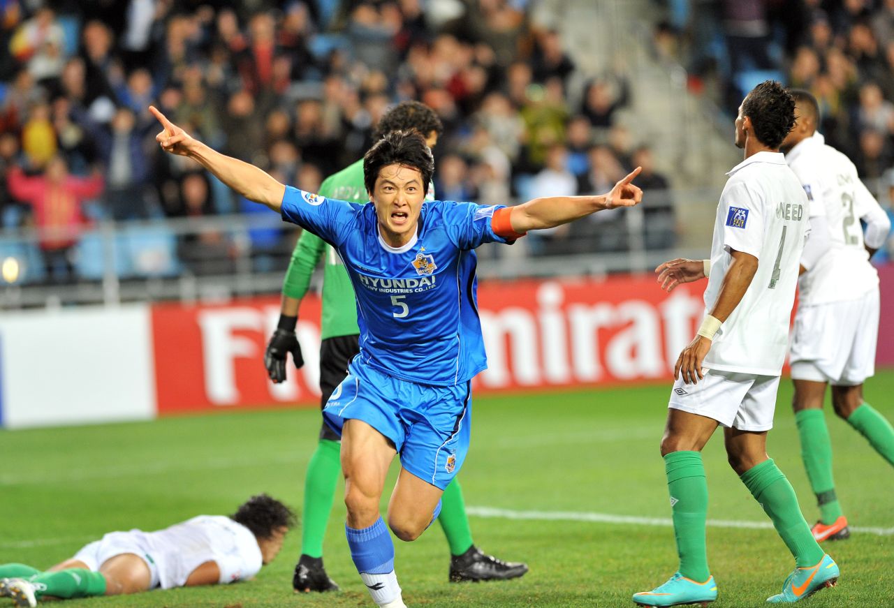 Ulsan captain Kwak Tae-hwi celebrates after scoring the opening goal of the final in front of his home fans.