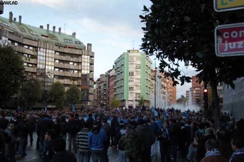 Spanish football expert and long-time Oviedo supporter Sid Lowe was a key figure in publicizing the club's plight and is now feted in the city. "It's bizarre," he told CNN. "In fact on some levels it's slightly uncomfortable in a way. But people are extremely nice to me."