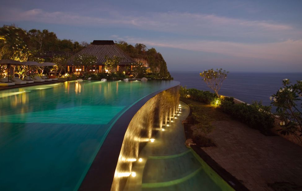 From nearly every point Bulgari Resort guests are treated to unforgettable vistas of the Indian Ocean.