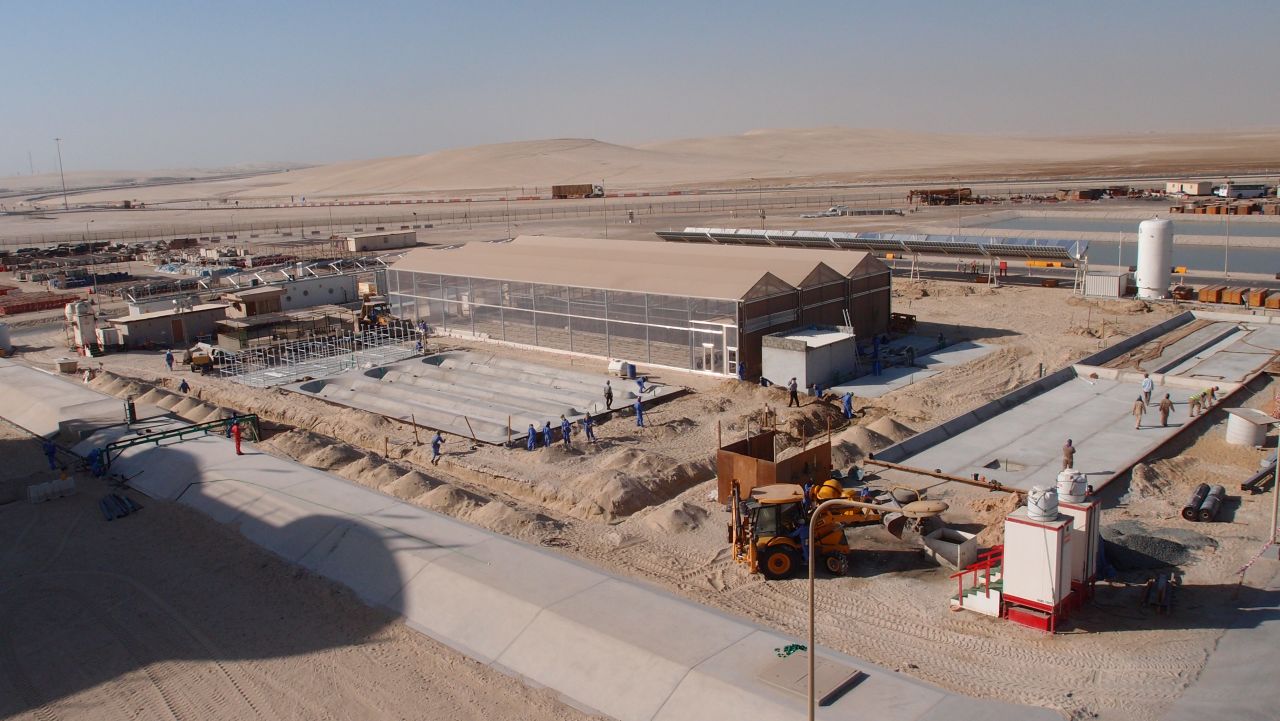 This dusty construction site in Mesaieed Industrial City, Qatar will be transformed into a center of food and freshwater production by bringing together a range of innovative green technologies.