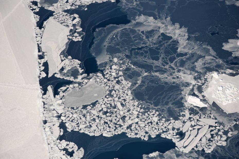 Aerial view of pancake ice, Ilulissat Isfjord, Greenland, March 2008. <em>Courtesy of James Balog</em>