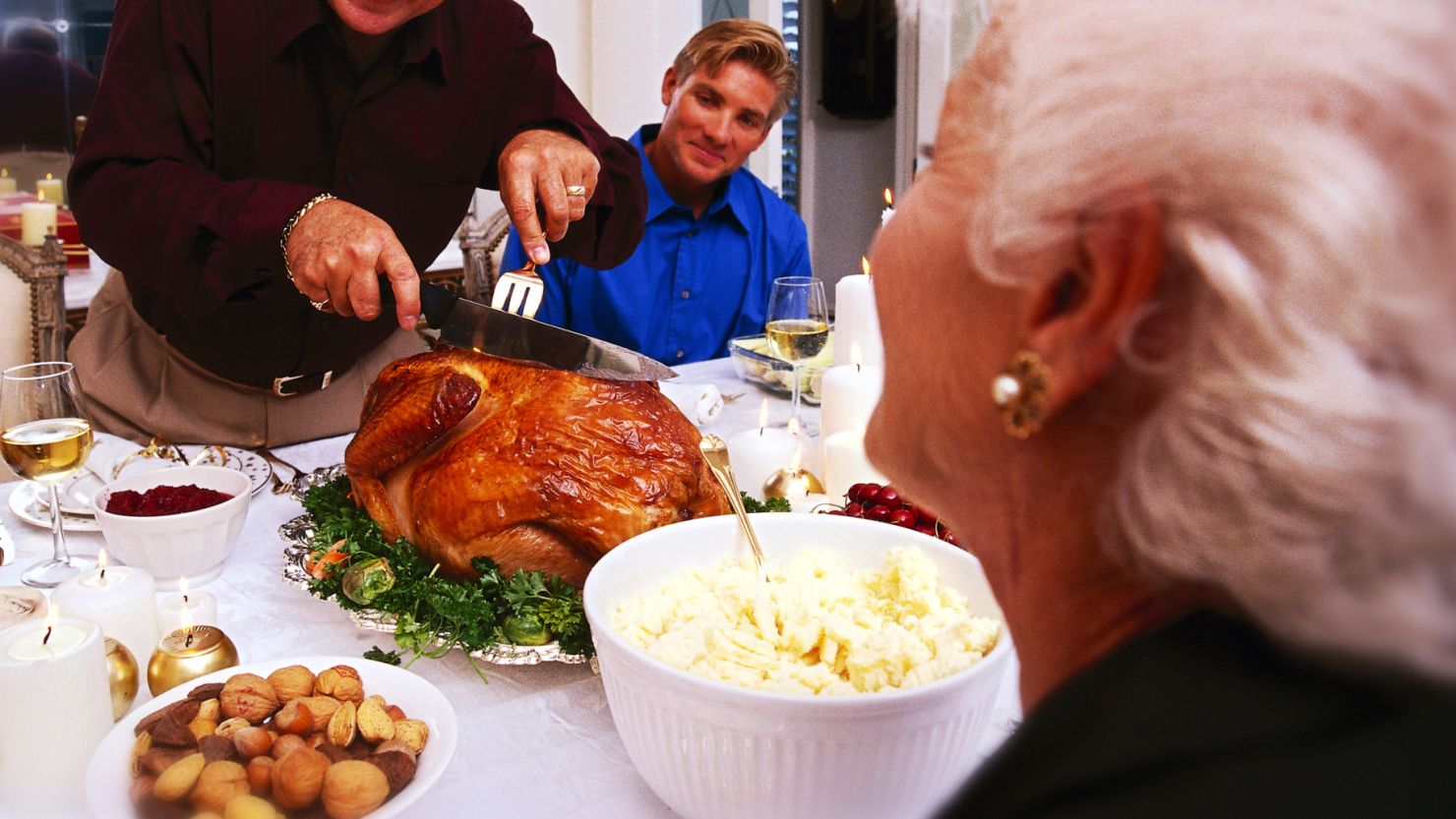 A family member with dementia will have a better Thanksgiving experience in a small-group setting, says expert Laura Wayman.