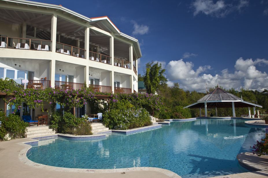 Calabash Cove in St. Lucia is a beachfront boutique resort offering discounts on bookings from Black Friday through Cyber Monday.