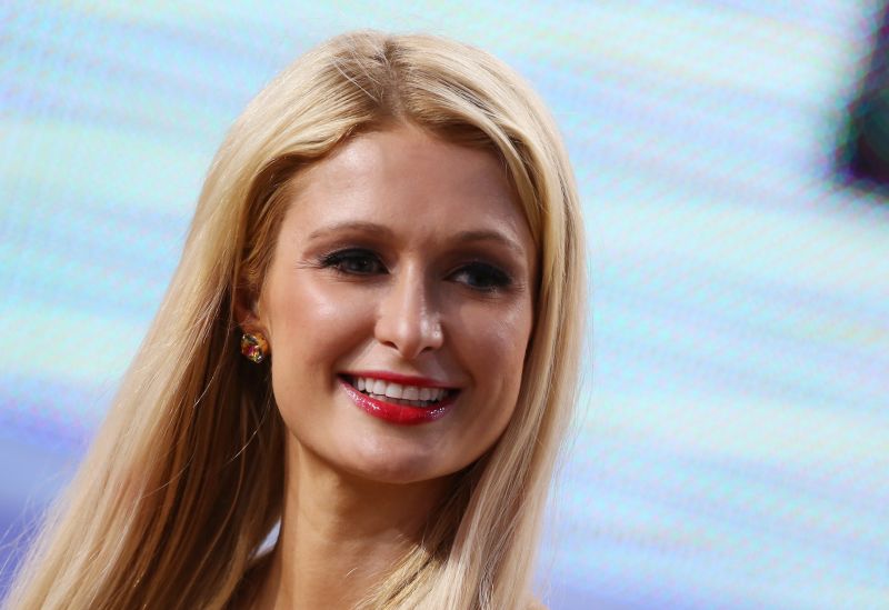 Paris Hilton whips up a storm in holy Mecca pic