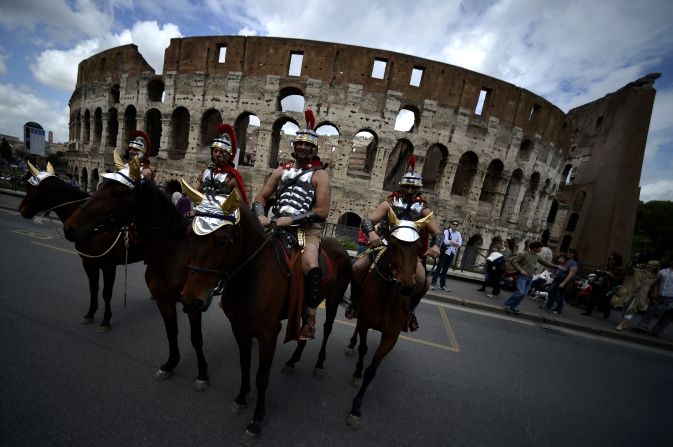 If you want to pay parking bills like the Romans do, you need to cough up $718 every month.