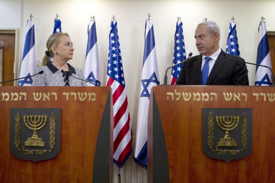 Israeli Prime Minister Benjamin Netanyahu and U.S. Secretary of State Hillary Clinton met to deliver joint statements in Jerusalem, Tuesday.