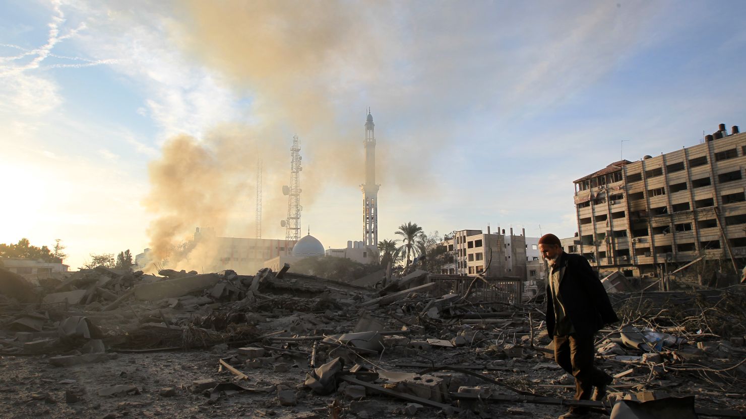 Woman Forced To Leave Family Behind My Heart Is Still In Gaza Cnn Woman Forced To Leave Family Behind My Heart Is Still In Gaza Cnn