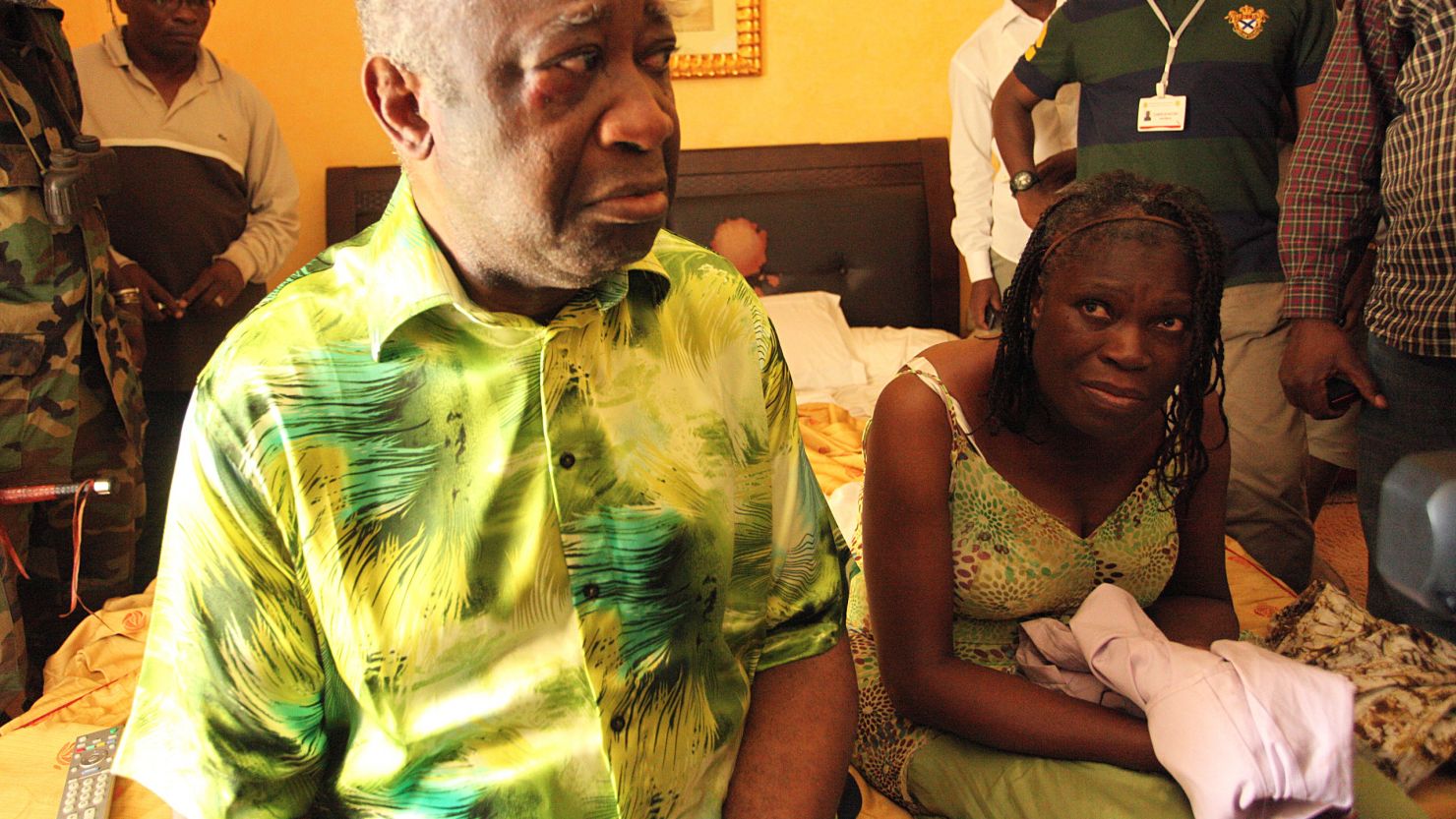 (File photo) Ivory Coast strongman Laurent Gbagbo and his wife, Simone, after their arrested on April 11, 2011.