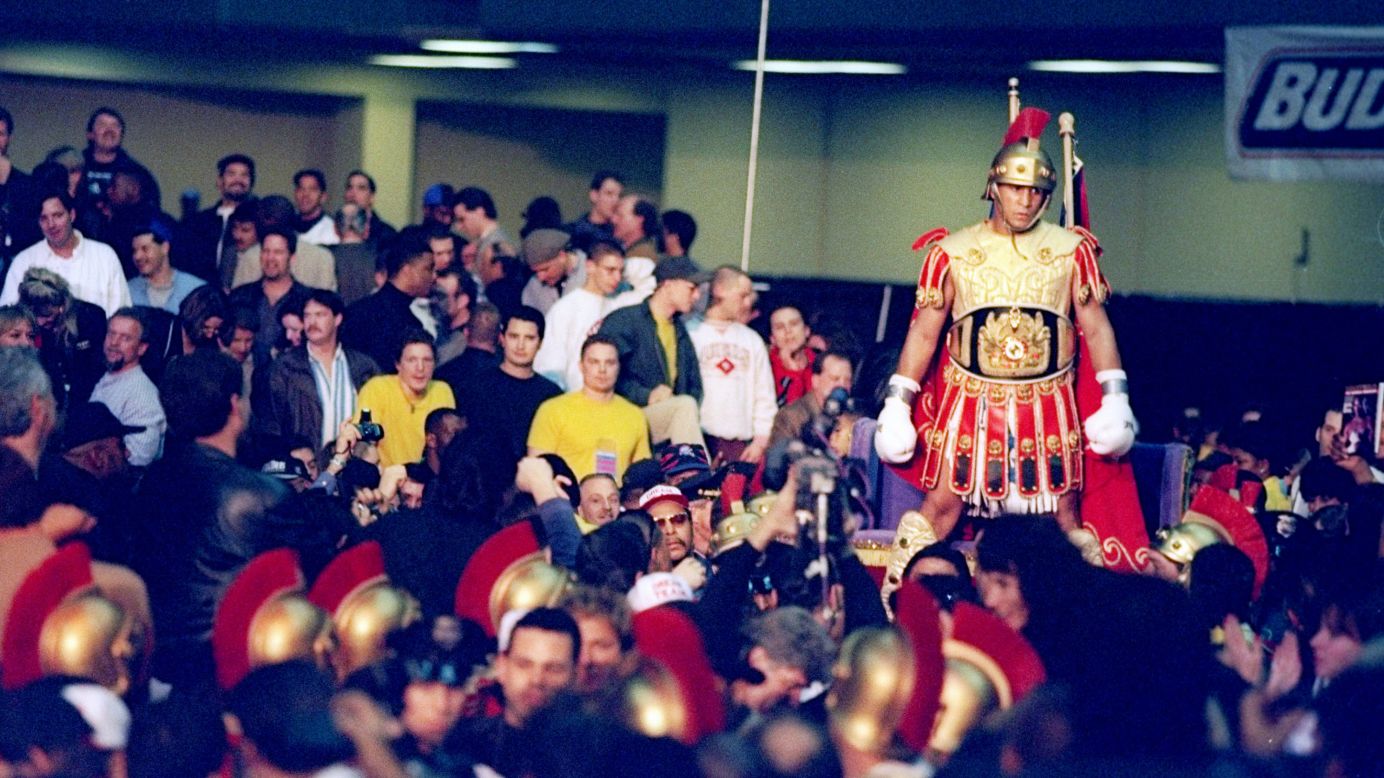 Before the 1997 fight with Leonard, Camacho heads toward the ring dressed as a Roman soldier.