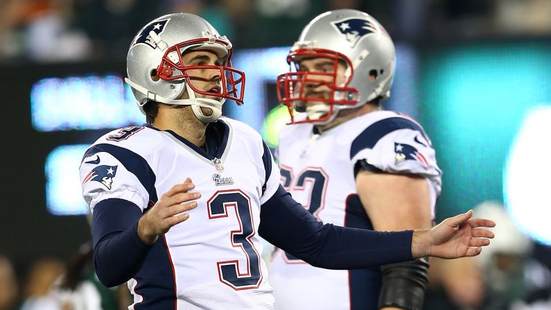 Stephen Gostkowski of the New England Patriots reacts after missing a field goal attempt in the first quarter against the New York Jets.