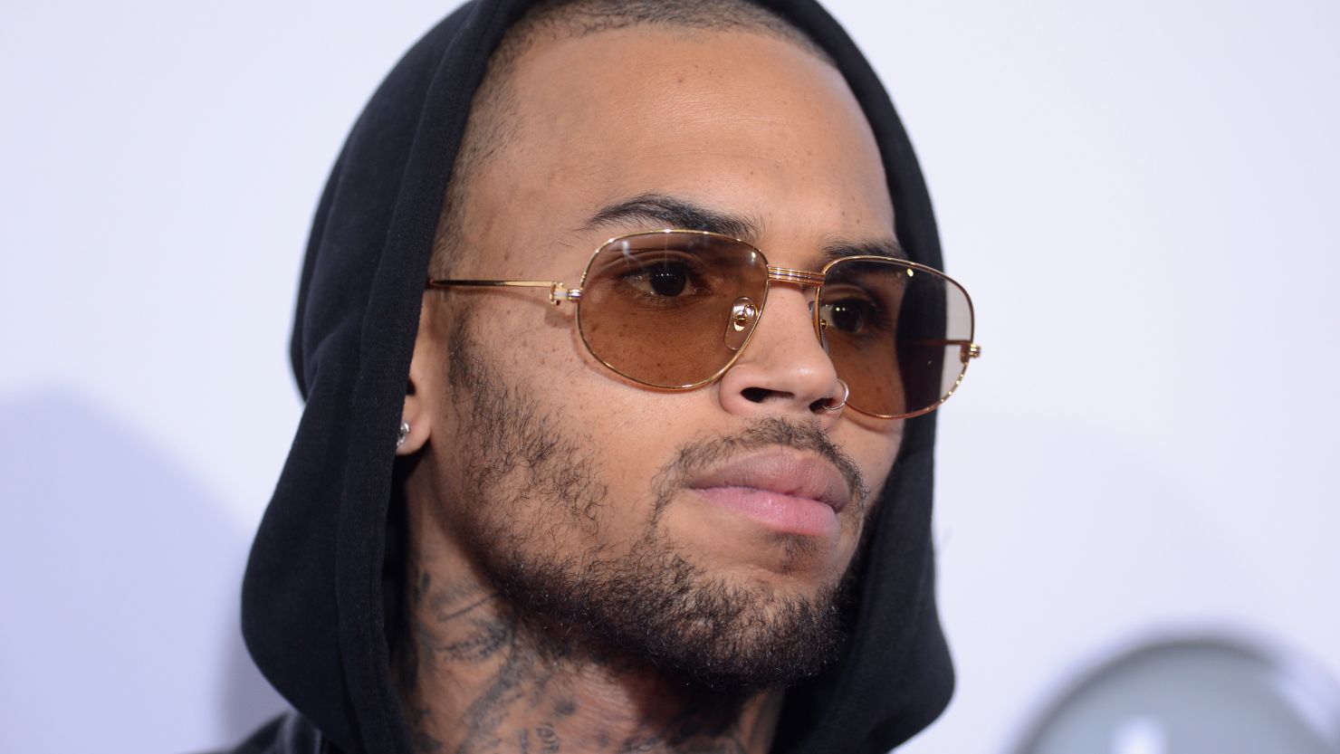Chris Brown attends the 40th American Music Awards held on November 18, 2012 in Los Angeles, California.