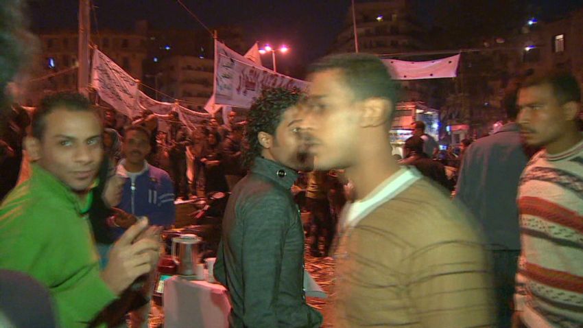 lok.sayah.tahrir.night_00012013