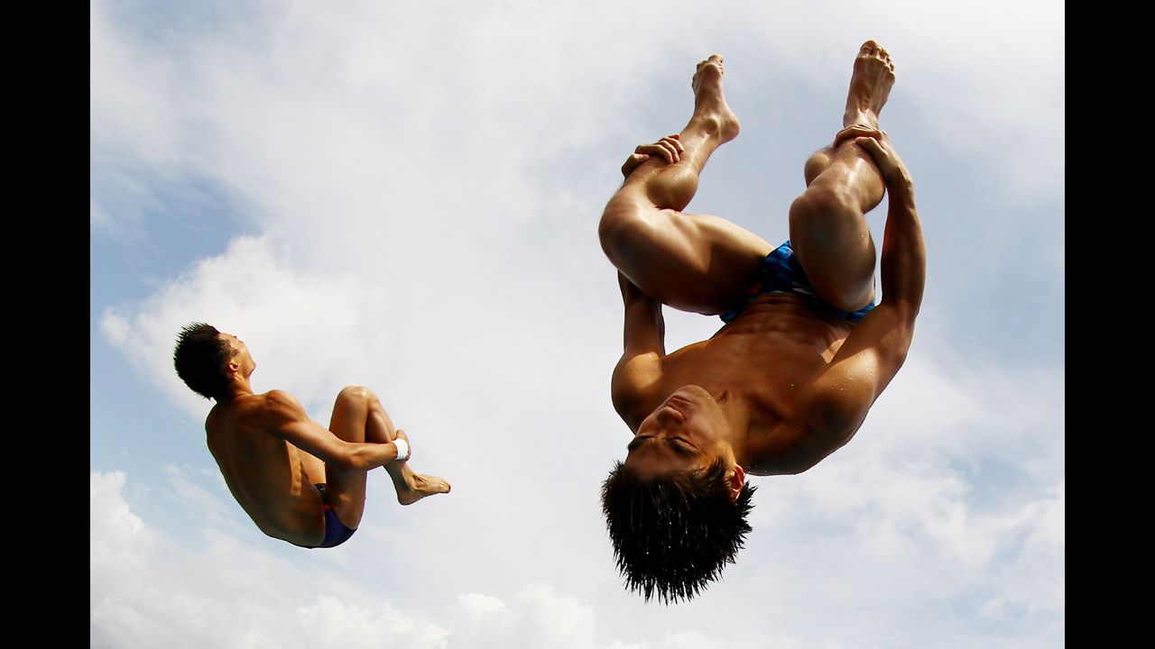 Aisen Chen and Huo Liang of China dive during the synchronized men 10-meter platform final on Day 4 of the AT&T USA Diving Grand Prix on May 13 in Fort Lauderdale, Florida.