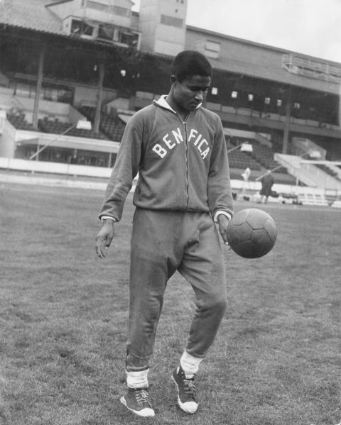 Eusebio was brought to Benfica from Mozambique by Guttmann in 1961. Under his guidance Eusebio would go on to greatness, establishing himself as one of the game's most talented players.
