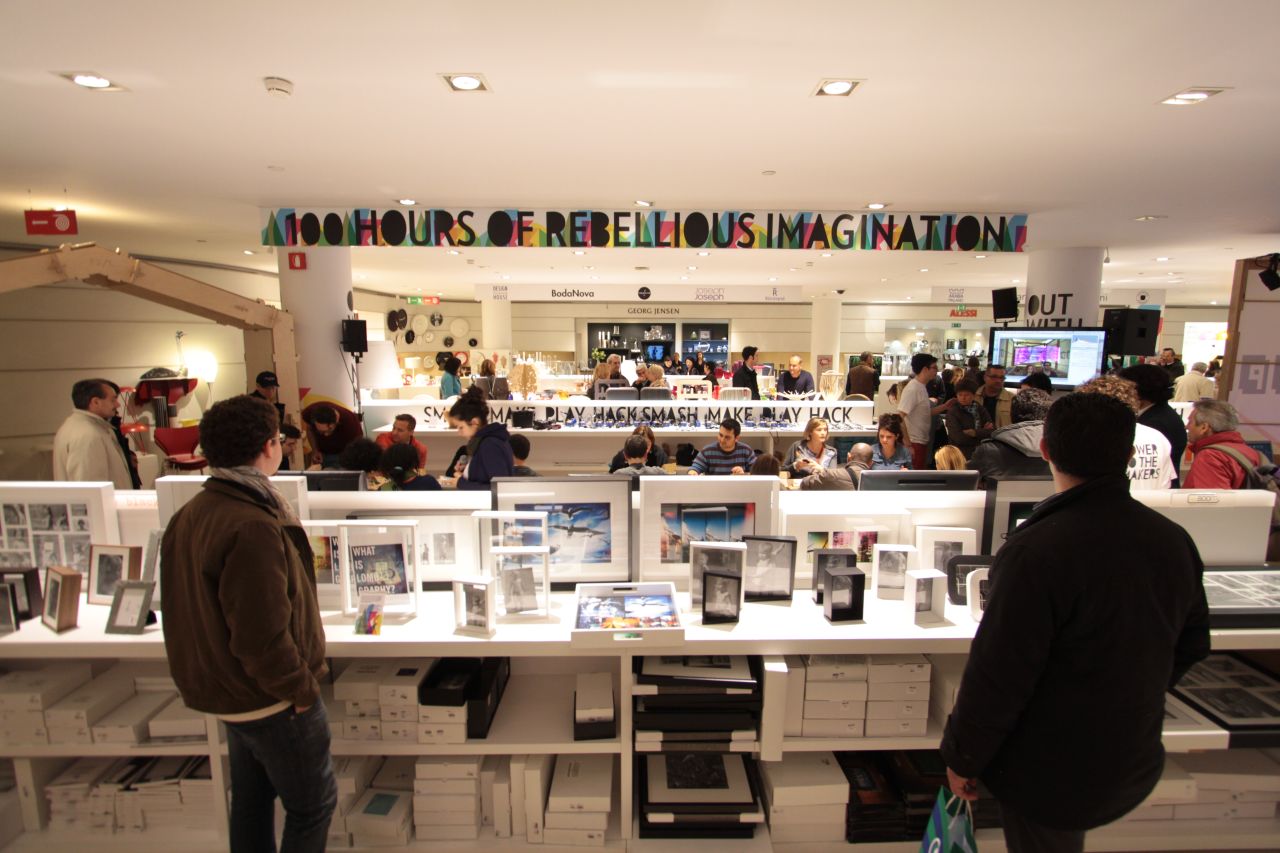 "Makers" events and open spaces, also known as "hackspaces" have sprung up all over the world in recent years. At a recent event in Milan, one banner reads "hours of rebellious imagination", while another says "play, smash, make, play, hack." 