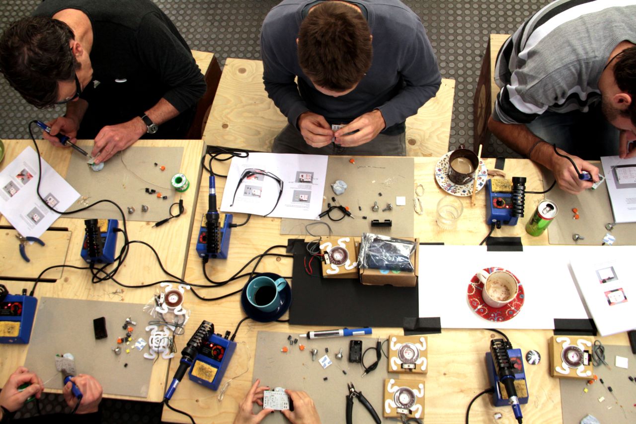 The events are typically characterized by group lessons in anything from soldering, programming and designing. 