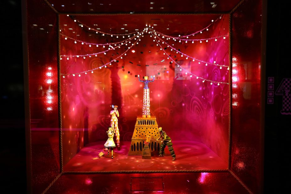 Bloomingdale's 59th Street store unveiled this year's holiday windows on November 13. The window displays reflect scenes from a new Cirque du Soleil production.