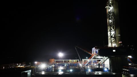  A Cabot Oil and Gas natural gas drill stands at a hydraulic fracturing site on January 17, 2012 in Springville, Pennsylvania.