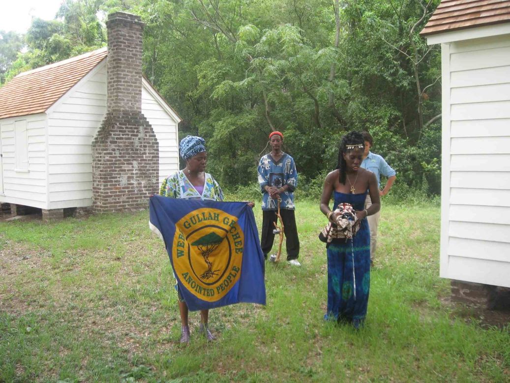 Queen Quet (right) was chosen to represent the Gullah/Geechee nation in 2000.
