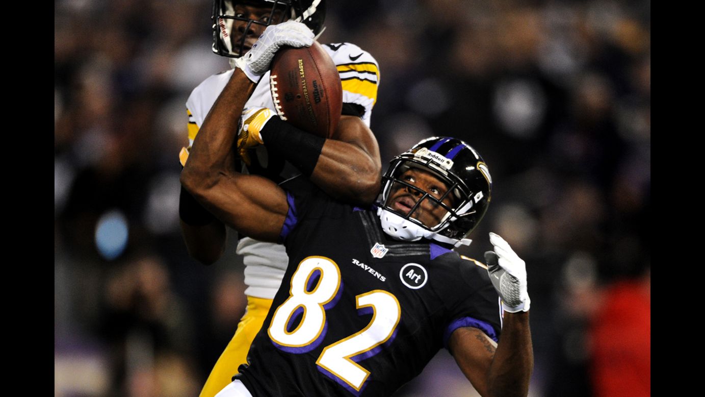 Cornerback Cortez Allen of the Pittsburgh Steelers and wide receiver Torrey Smith of the Baltimore Ravens battle for a pass that was incomplete on Sunday.
