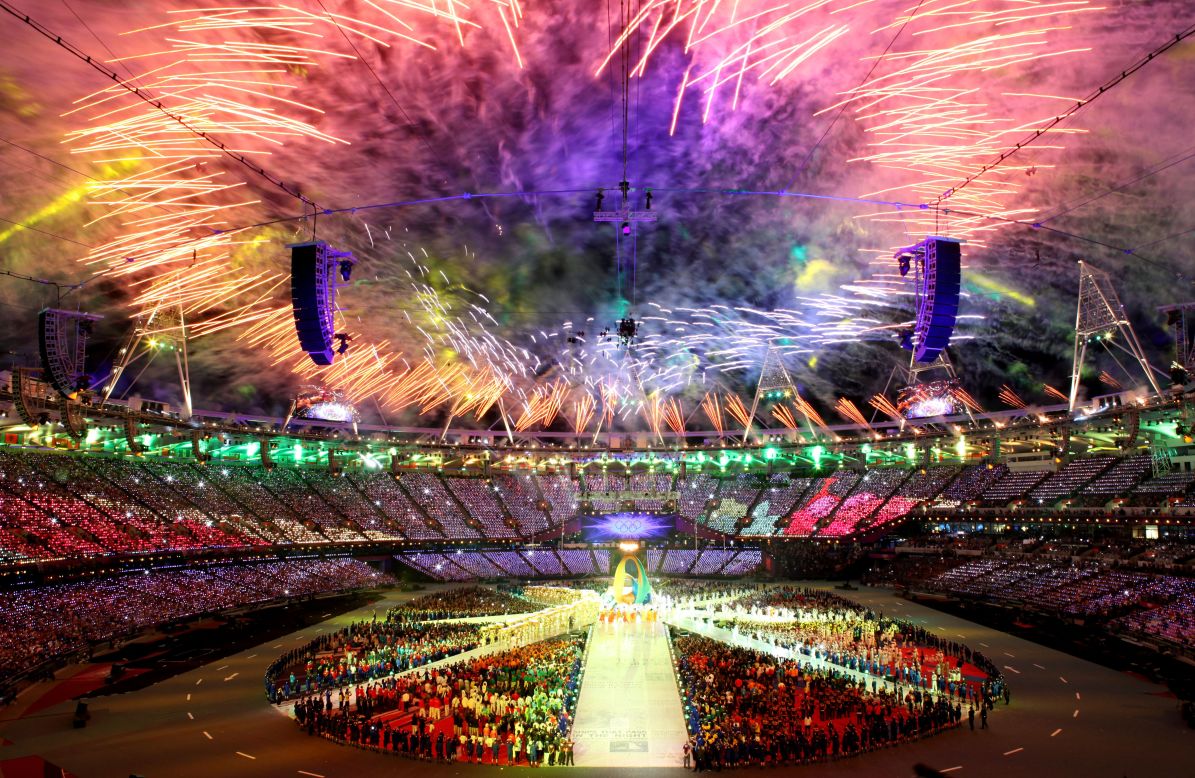 <strong>Biggest Twitter event: London Olympics: </strong>Twitter users produced 150 million tweets during the 16-day summer games in London. The opening and closing cermonies proved the most tweeted moments, with 116,000+ tweets being sent per minute during the the Spice Girls' performance. Jamaica's Usain Bolt was the most-discussed athlete -- his gold-medal win in the 200m sprint sparked 80,000 tweets per minute.