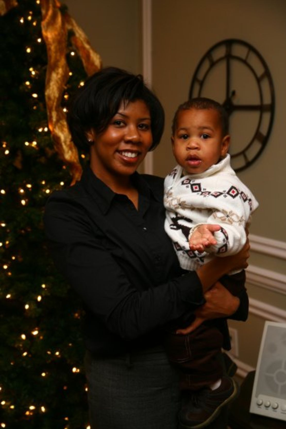 Kara Devlin and her son at Christmas 2007.