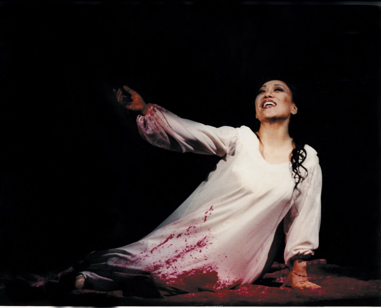 Sumi Jo in 1999 as Lucia in Donezetti's "Lucia di Lammermoor." 
