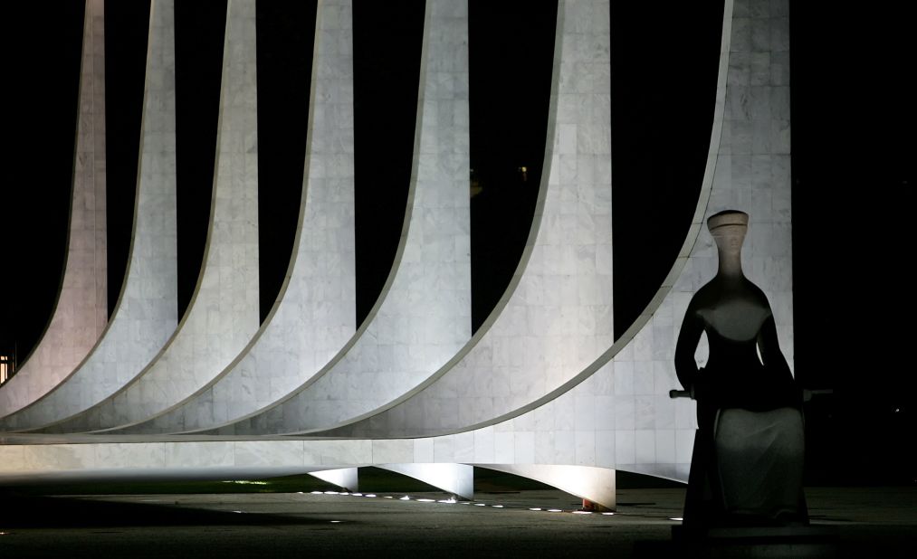 Night view of the columns of the Federal Supreme Court in Brasilia taken on 11 December 2007, designed by Niemeyer and inaugurated in 1960.