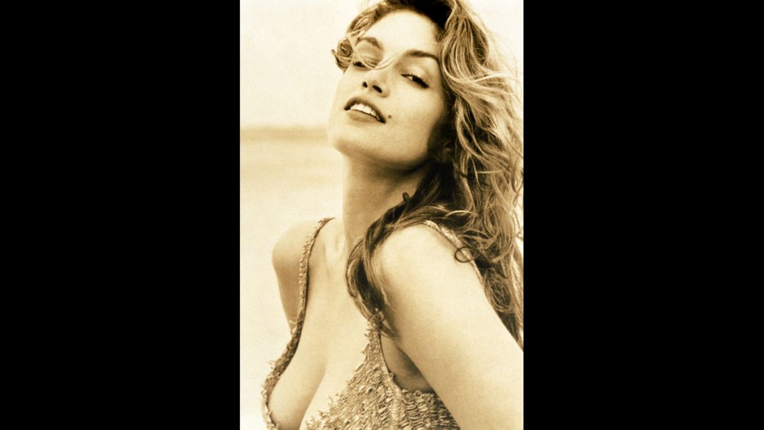 1994: Photographed by Herb Ritts in Paradise Island, Bahamas