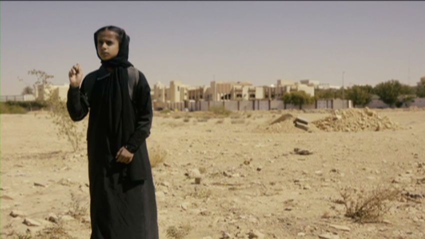 ctw pkg haifaa al monsour filming in saudi arabia_00014207