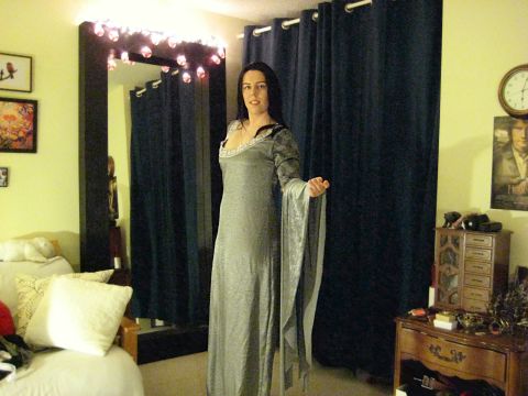 With the midnight screening approaching, Meta's Arwen costume is nearly finished. She has described the process of sewing this dress together as an "obsession." 