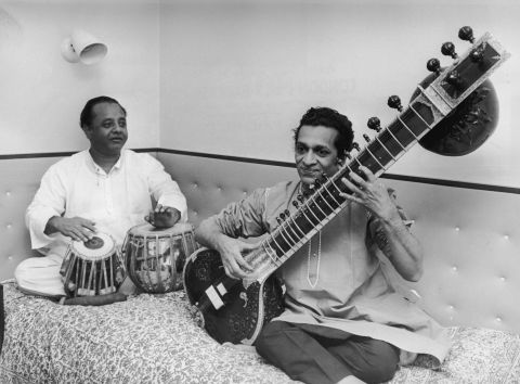 Shankar practices with tabla player Alla Rakha in 1967.
