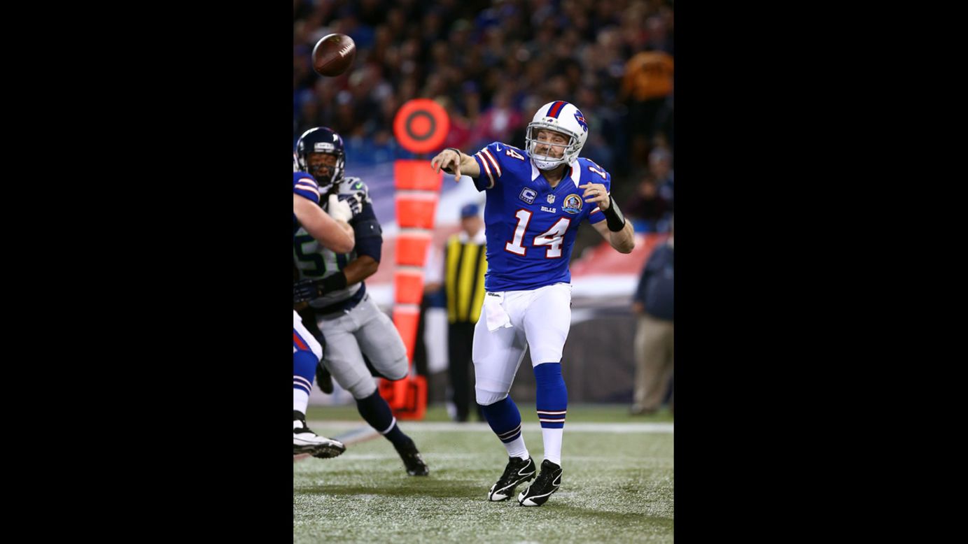 Ryan Fitzpatrick of the Bills throws a pass against the Seahawks on Sunday.