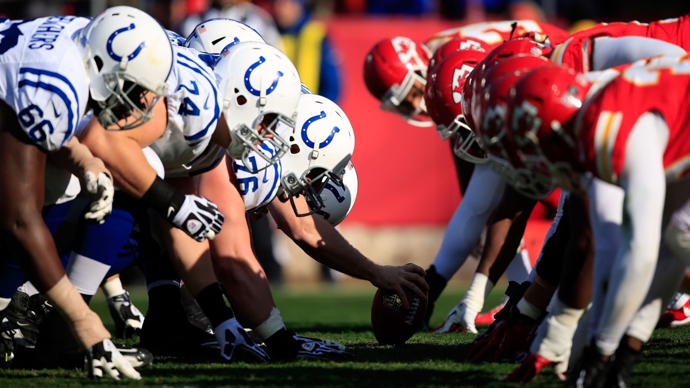 The Colts line up against the Chiefs on Sunday.