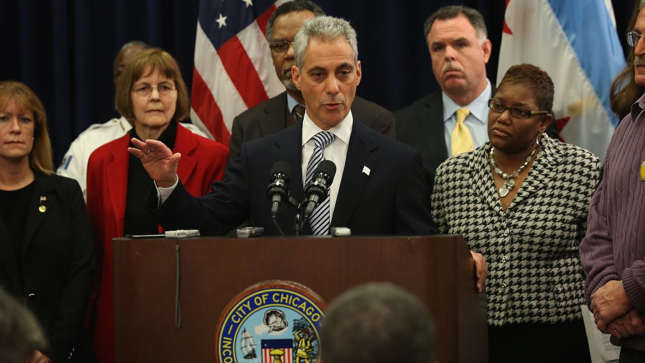  Chicago Mayor Rahm Emanuel, center, and other area officials call for stronger gun regulations at a news conference last week.